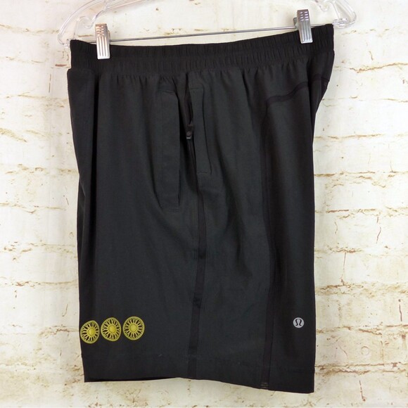Lululemon X Soulcycle Pace Breaker Shorts Mens L Black  8” Lined Logo Gym - Picture 13 of 16